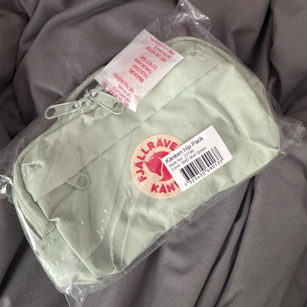NWT fjallraven kanken hip pack in mint